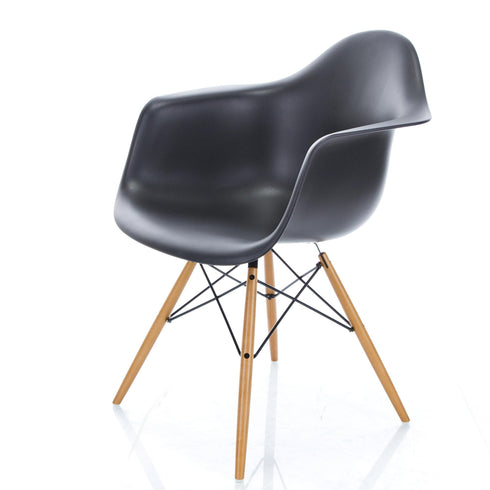 Eames DAW Plastic Armchair / Maple Base