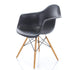 Eames DAW Plastic Armchair / Maple Base