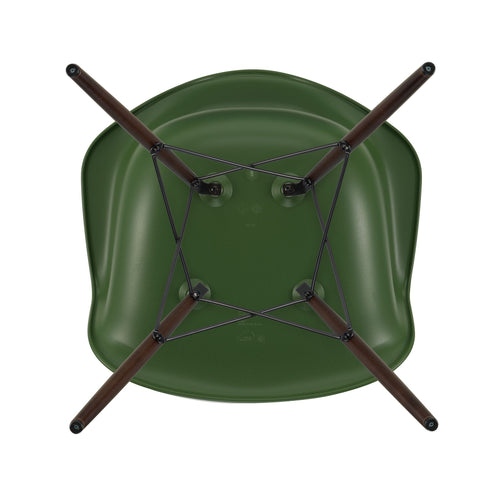 Eames DAW Plastic Armchair / Dark Maple Base