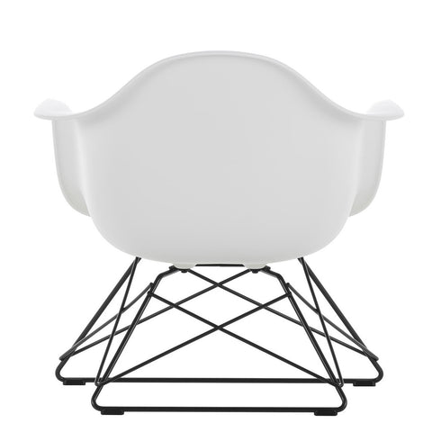 Eames LAR Plastic Armchair / Black Base