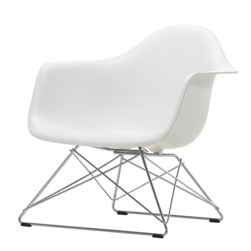 Eames LAR Plastic Armchair / Chrome Base
