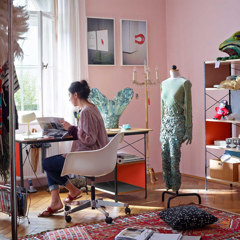 Cadeira de Escritório Eames Plastic Armchair PACC