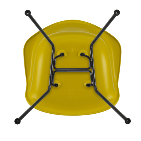 Eames DAX Plastic Armchair / Black Base