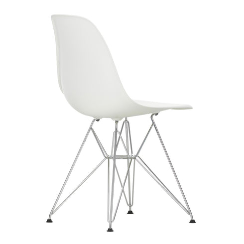 Cadeira Eames DSR em Plástico / Base Cromada