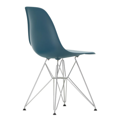 Cadeira Eames DSR em Plástico / Base Cromada