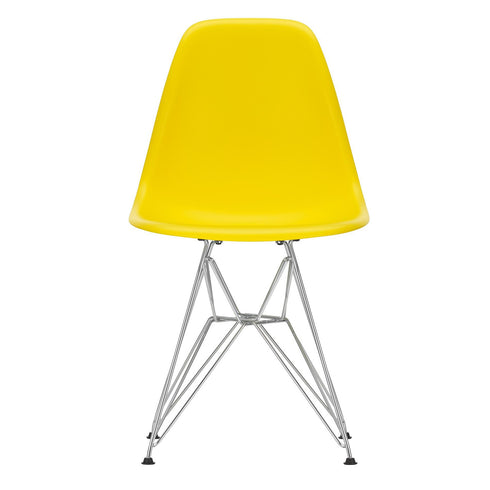 Cadeira Eames DSR em Plástico / Base Cromada