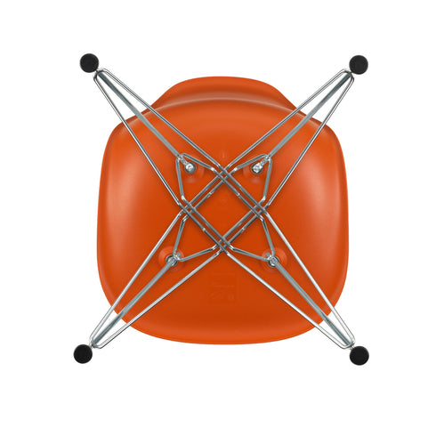 Cadeira Eames DSR em Plástico / Base Cromada