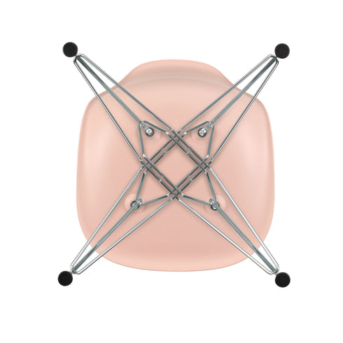 Cadeira Eames DSR em Plástico / Base Cromada