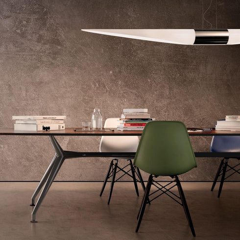 Eames Chair in DSW Plastic / Black Maple Base