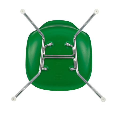 Eames Chair in DSX Plastic / Chrome Base