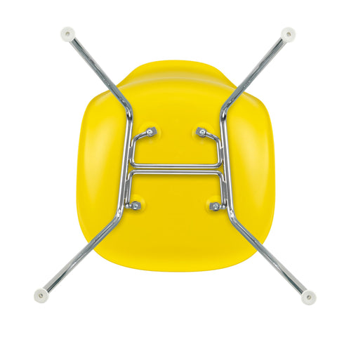 Eames Chair in DSX Plastic / Chrome Base