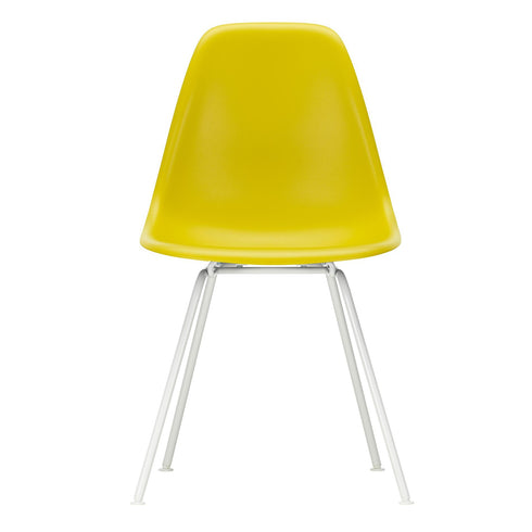 Eames Chair in DSX Plastic / White Base
