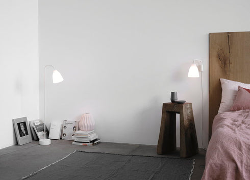 Caravaggio Read Wall Lamp / Opal