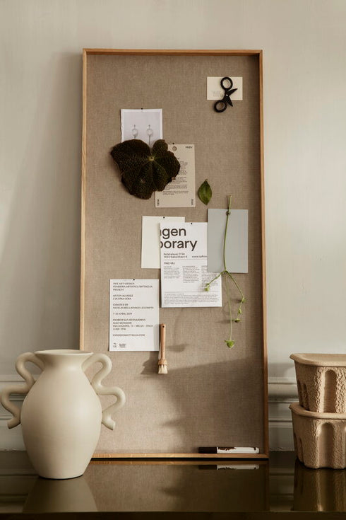 Scenery Pinboard / Narrow