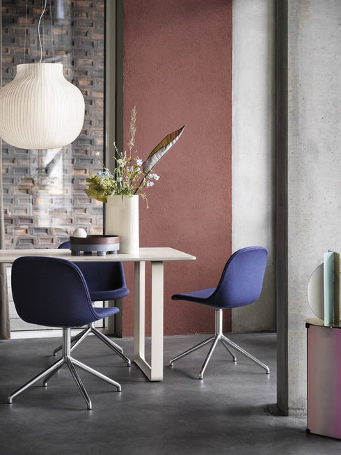 Strand Pendant / Closed