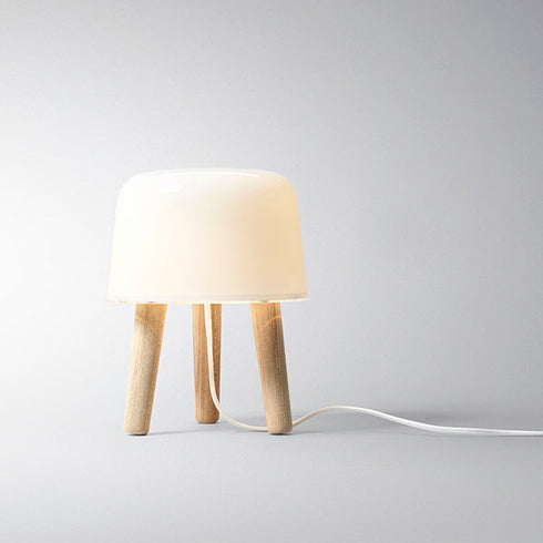 Milk NA1 Table Lamp