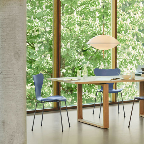 Series 7™ Chair Dyed Ash / Warm Graphite Base