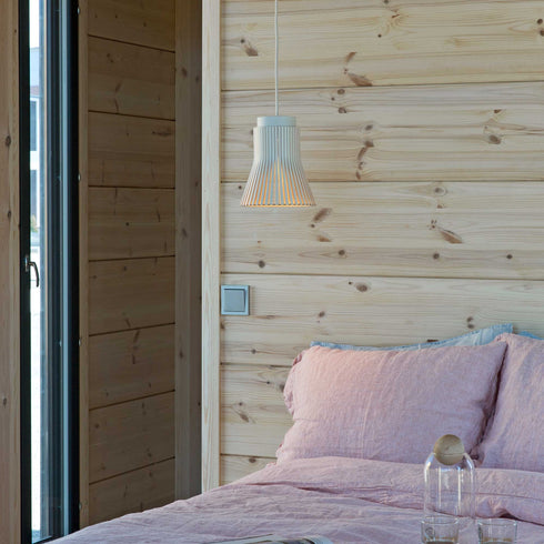 Petite 4600 Suspension Lamp