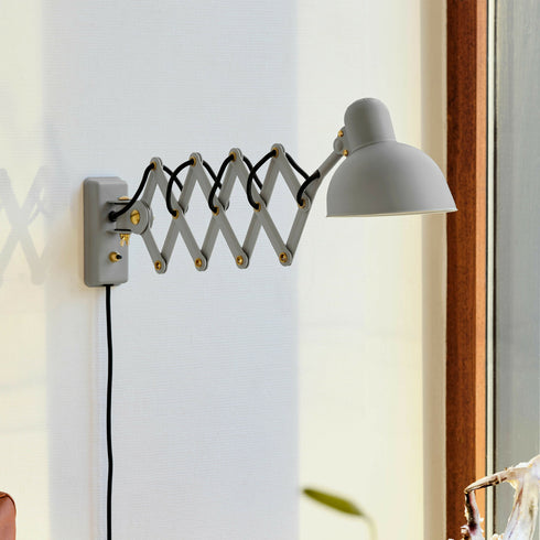 Kaiser Idell ™ 6718-W Wall Lamp