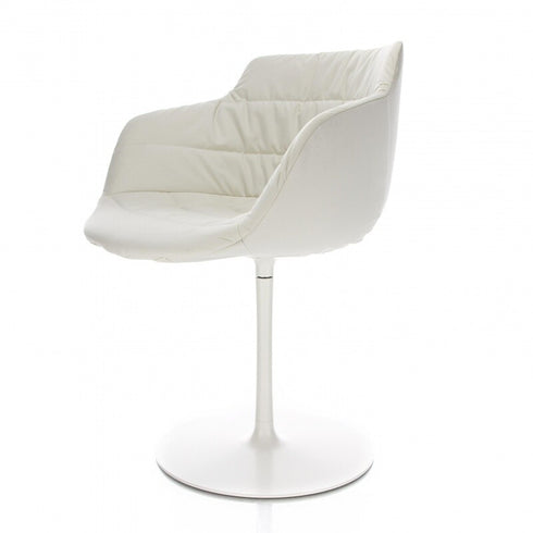 Flow Armchair With Central Leg
