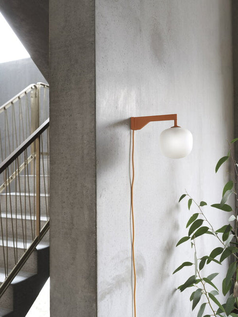 Rime Wall Lamp