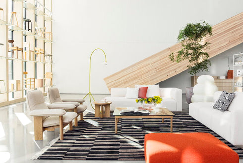 Brasilia Lounge Chair / Oak