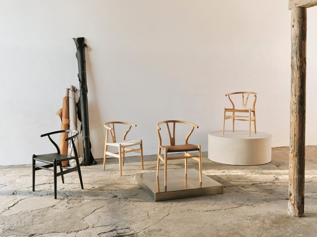 Wishbone Chair: um clássico reinterpretado com assento em pele