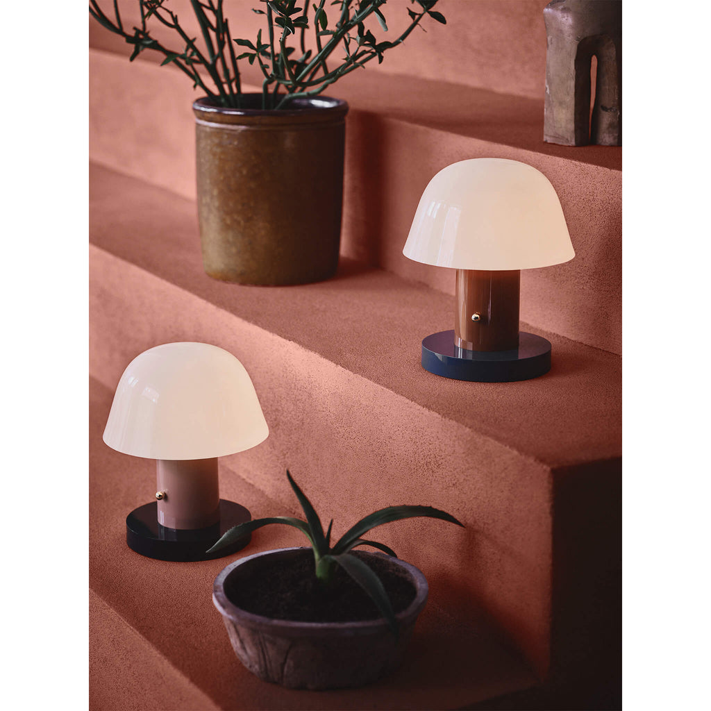 Setago JH27 Portable Lamp