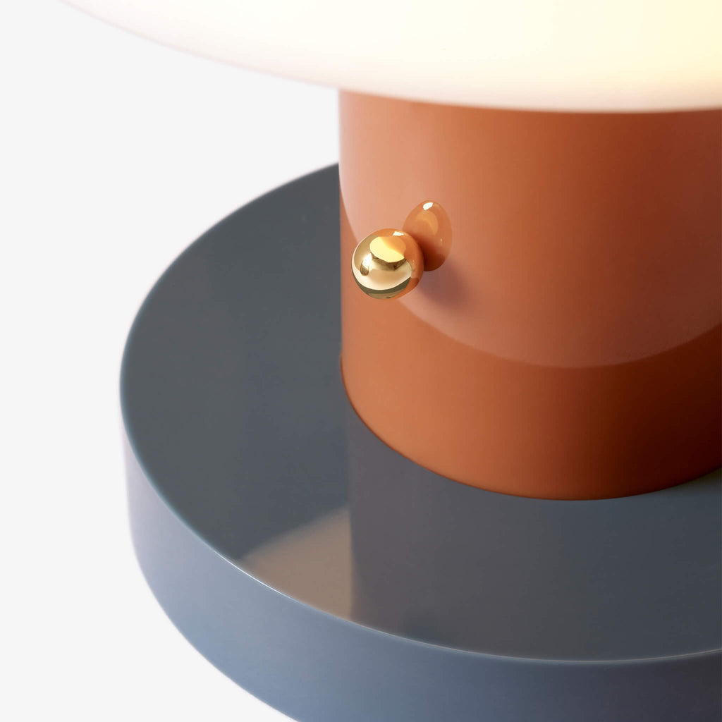 Setago JH27 Portable Lamp
