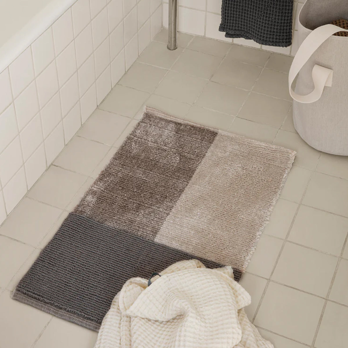 Tapete Pile Bathroom