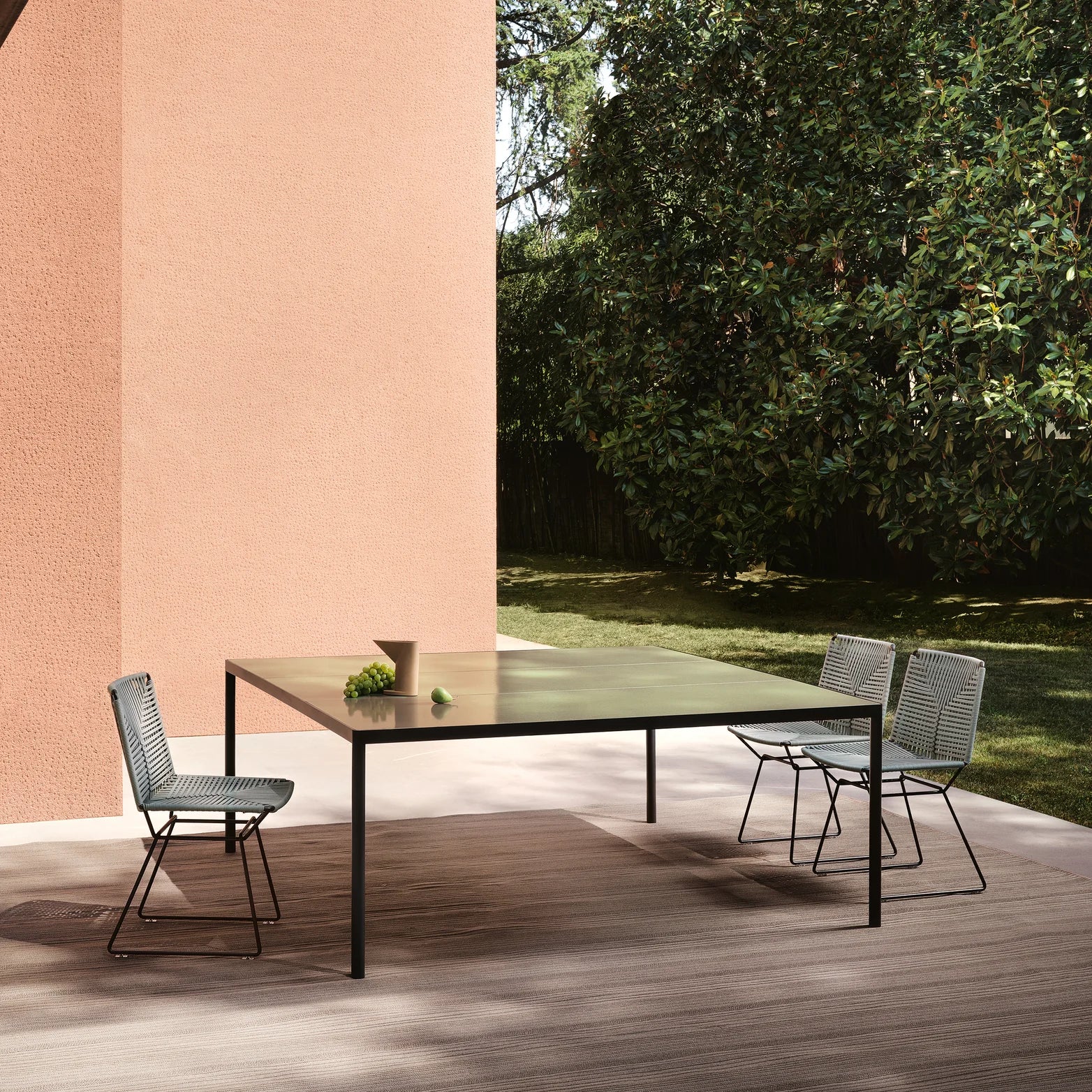 Neil Twist Outdoor Chair