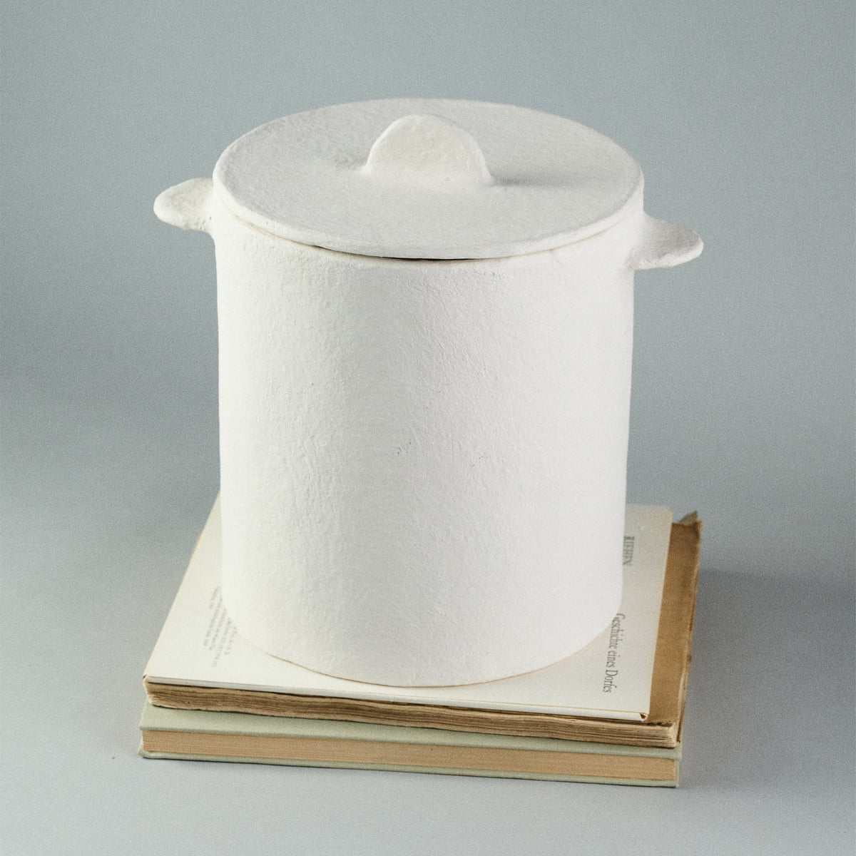 Terracotta Pot with Lid