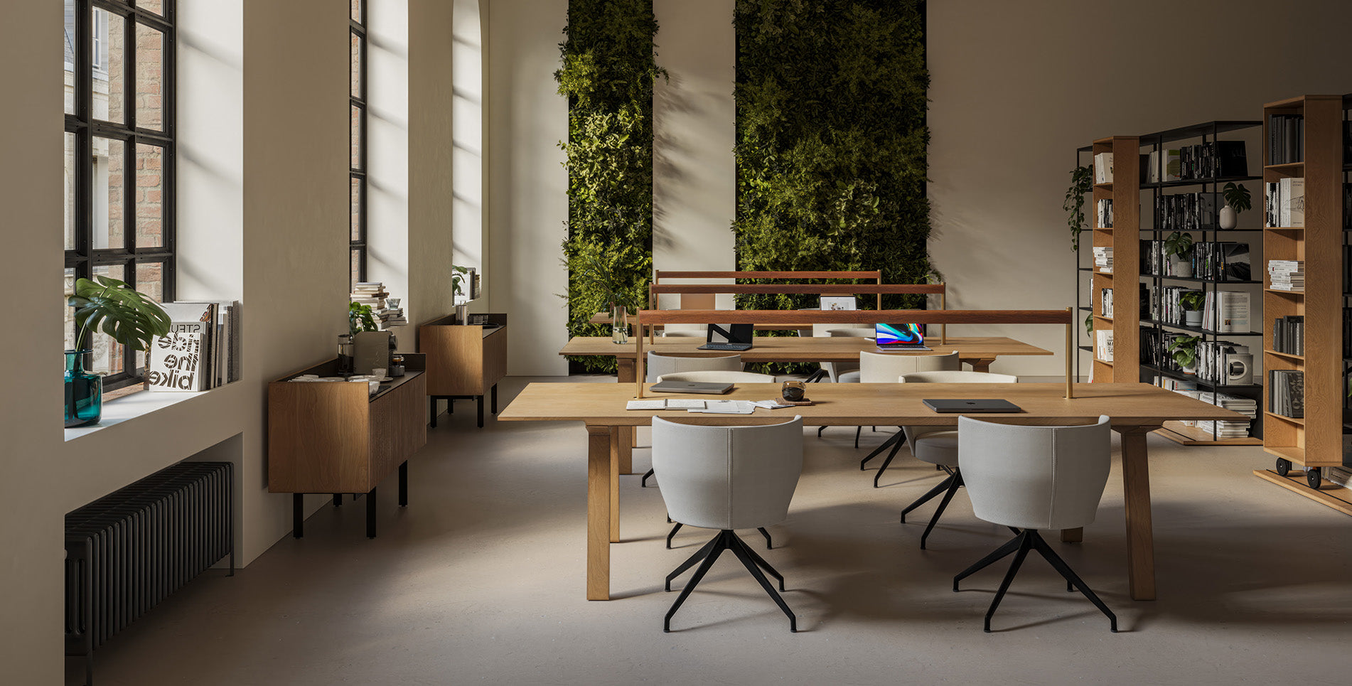 Mitis Table