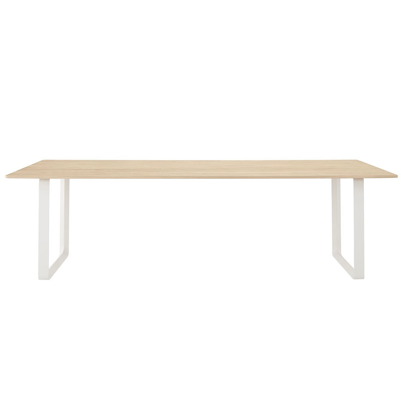 70/70 Table 255x108cm / Solid Oak