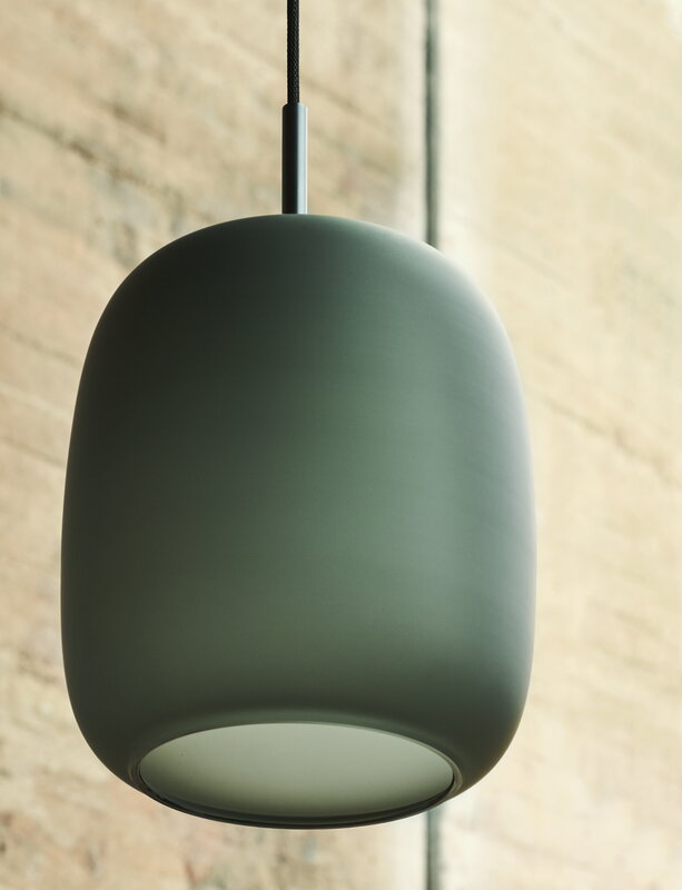 Fritz Hansen Design Mobiliário, Iluminação e Acessórios - colecção completa na Paris:Sete. Decoração e Design de Interiores
