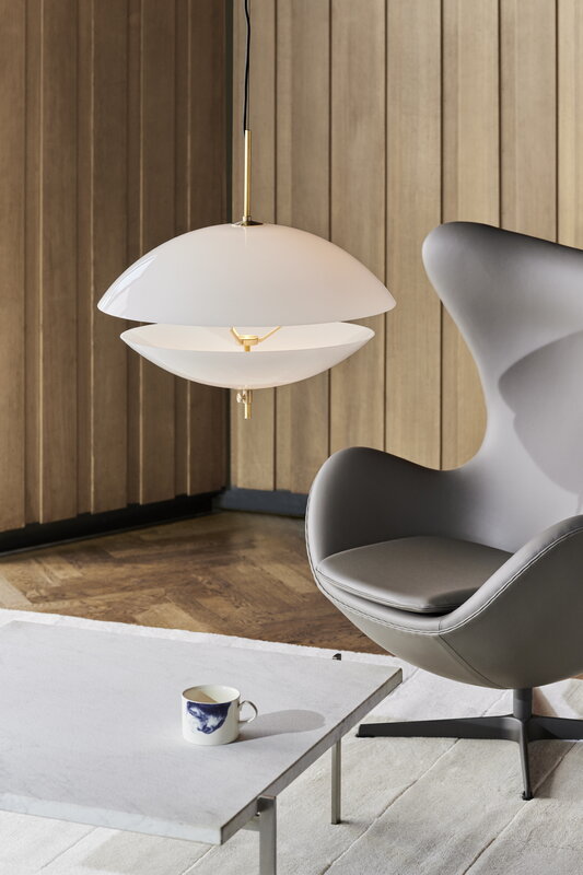 Fritz Hansen Design Mobiliário, Iluminação e Acessórios - colecção completa na Paris:Sete. Decoração e Design de Interiores
