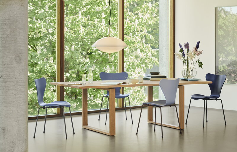 Fritz Hansen Design Mobiliário, Iluminação e Acessórios - colecção completa na Paris:Sete. Decoração e Design de Interiores
