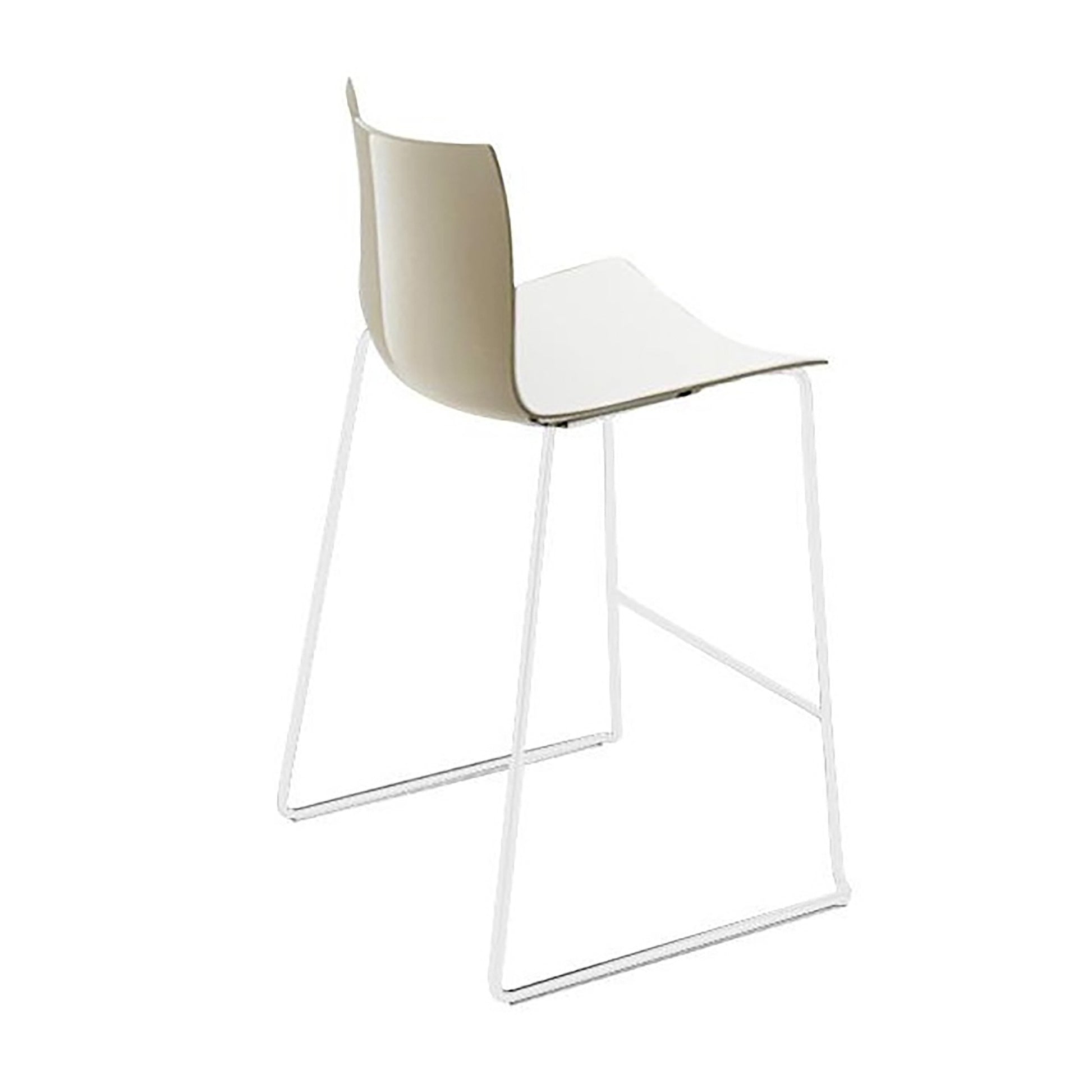 Arper Design | Paris:Sete | Decoração e Design de Interiores | Mobiliário, Iluminação e Acessórios