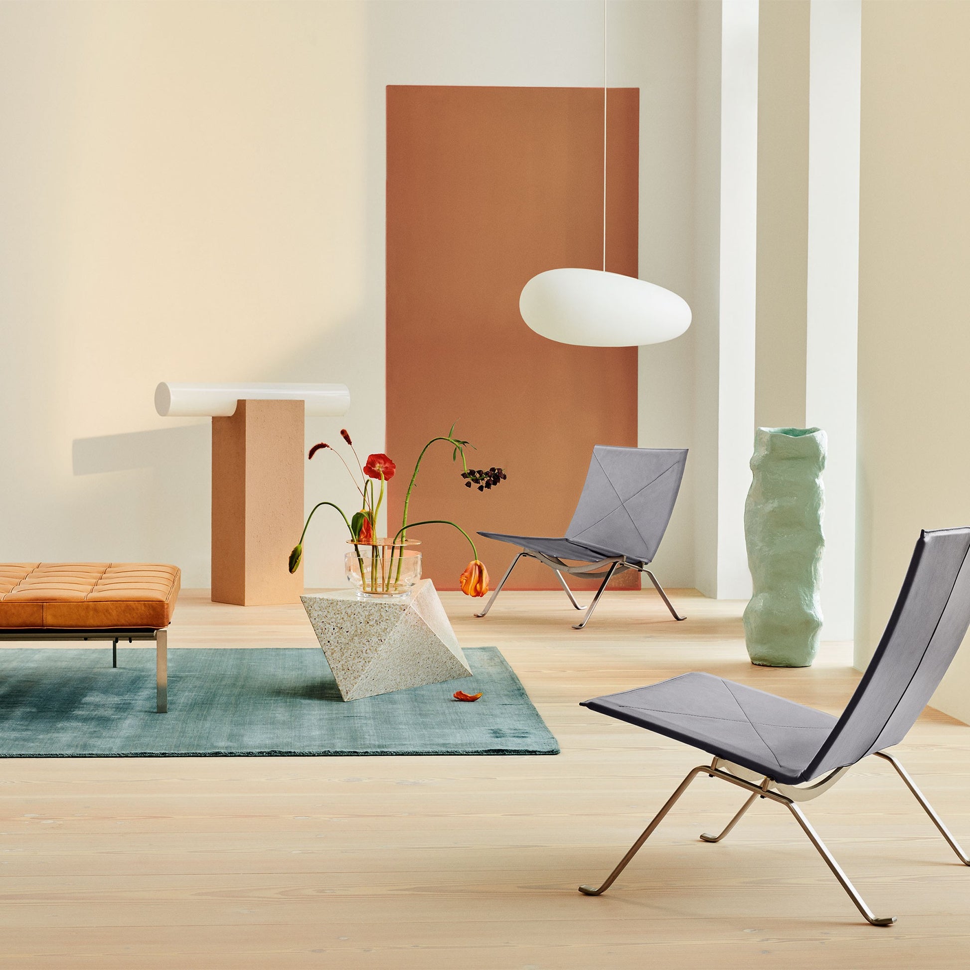 Fritz Hansen Design Mobiliário, Iluminação e Acessórios - colecção completa na Paris:Sete. Decoração e Design de Interiores