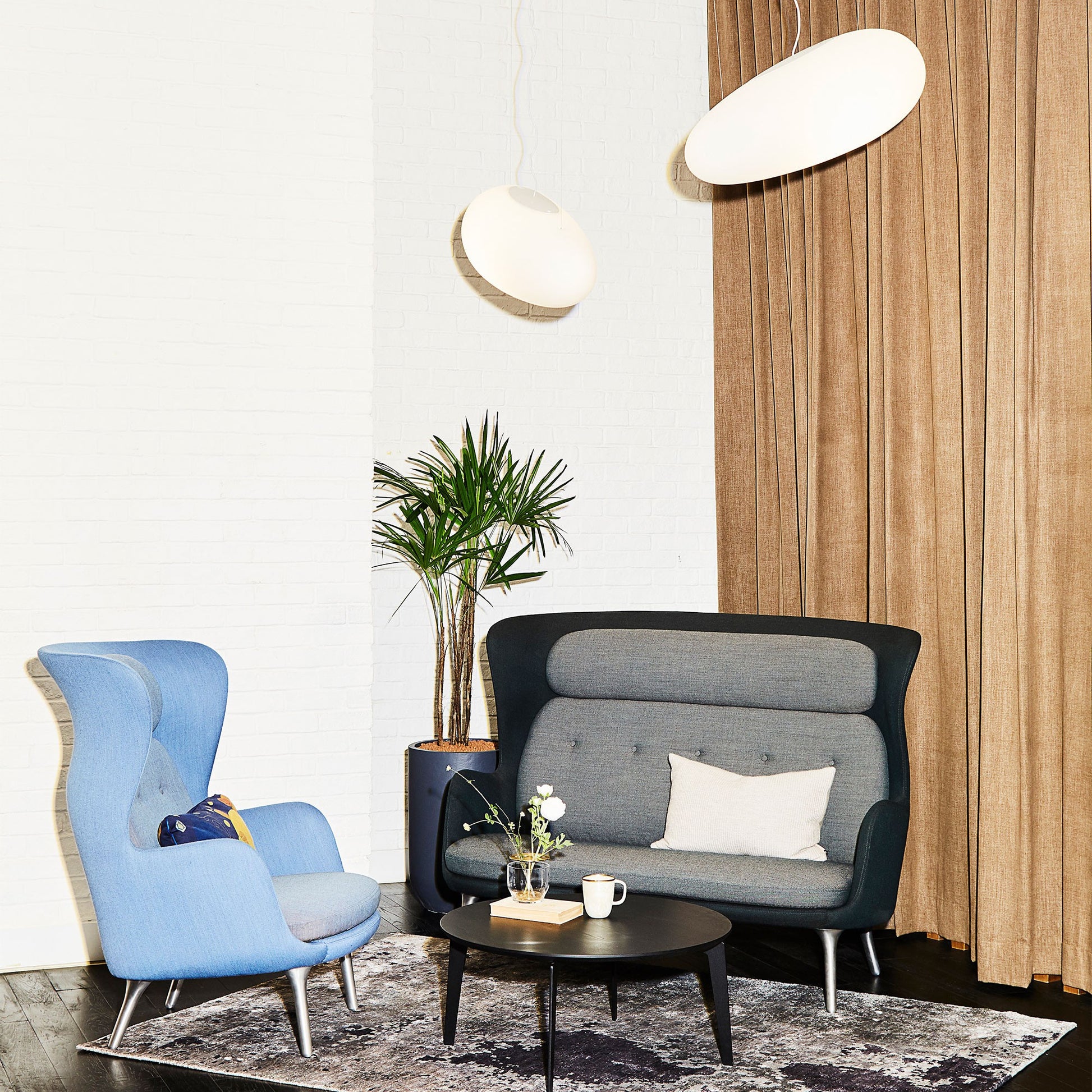 Fritz Hansen Design Mobiliário, Iluminação e Acessórios - colecção completa na Paris:Sete. Decoração e Design de Interiores