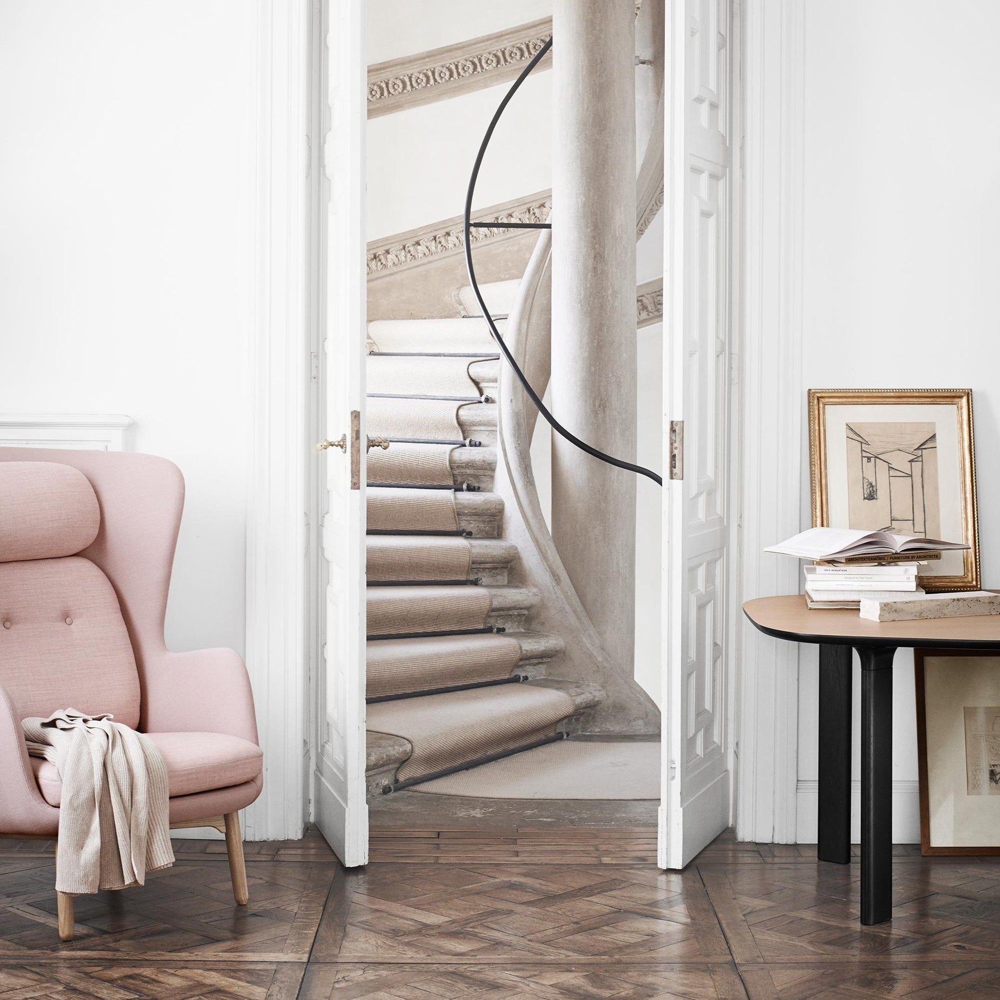 Fritz Hansen Design Mobiliário, Iluminação e Acessórios - colecção completa na Paris:Sete. Decoração e Design de Interiores