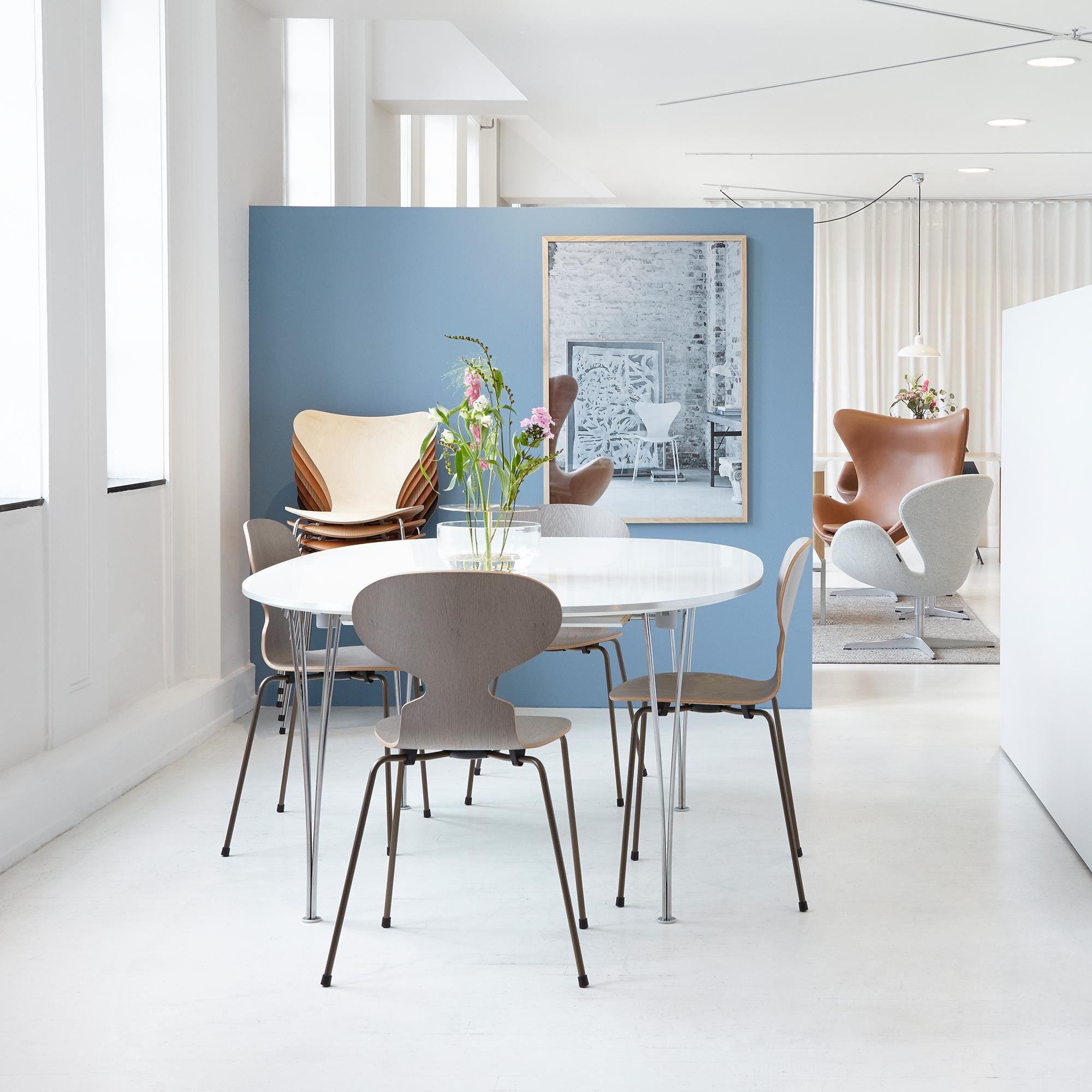 Fritz Hansen Design Mobiliário, Iluminação e Acessórios - colecção completa na Paris:Sete. Decoração e Design de Interiores