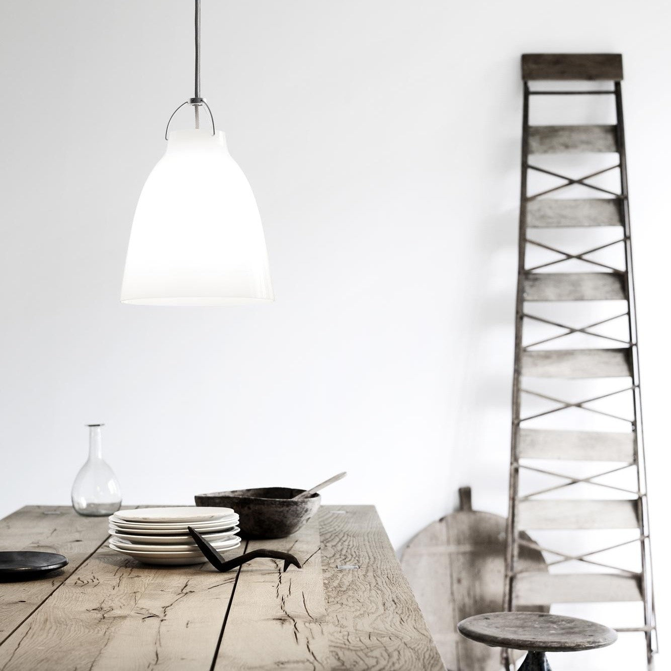 Caravaggio™ Suspension Lamp / Opal