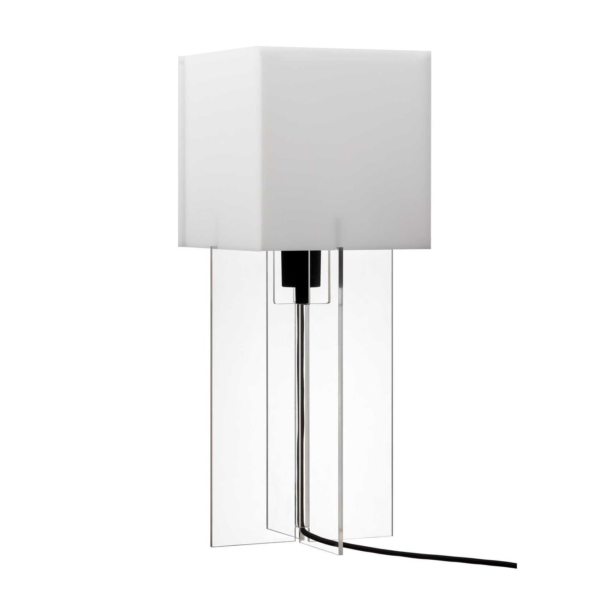 Fritz Hansen Design Mobiliário, Iluminação e Acessórios - colecção completa na Paris:Sete. Decoração e Design de Interiores