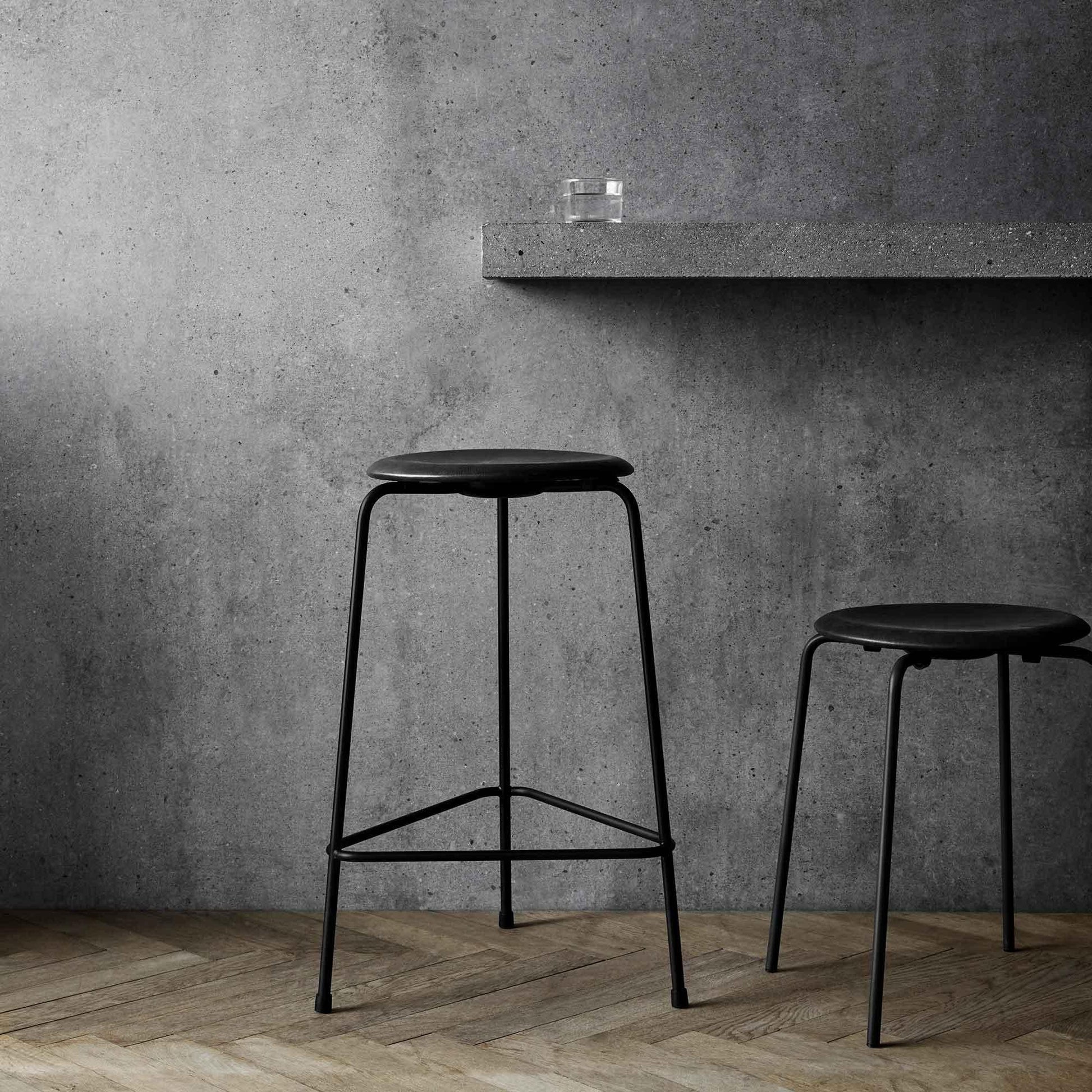 Fritz Hansen Design Mobiliário, Iluminação e Acessórios - colecção completa na Paris:Sete. Decoração e Design de Interiores