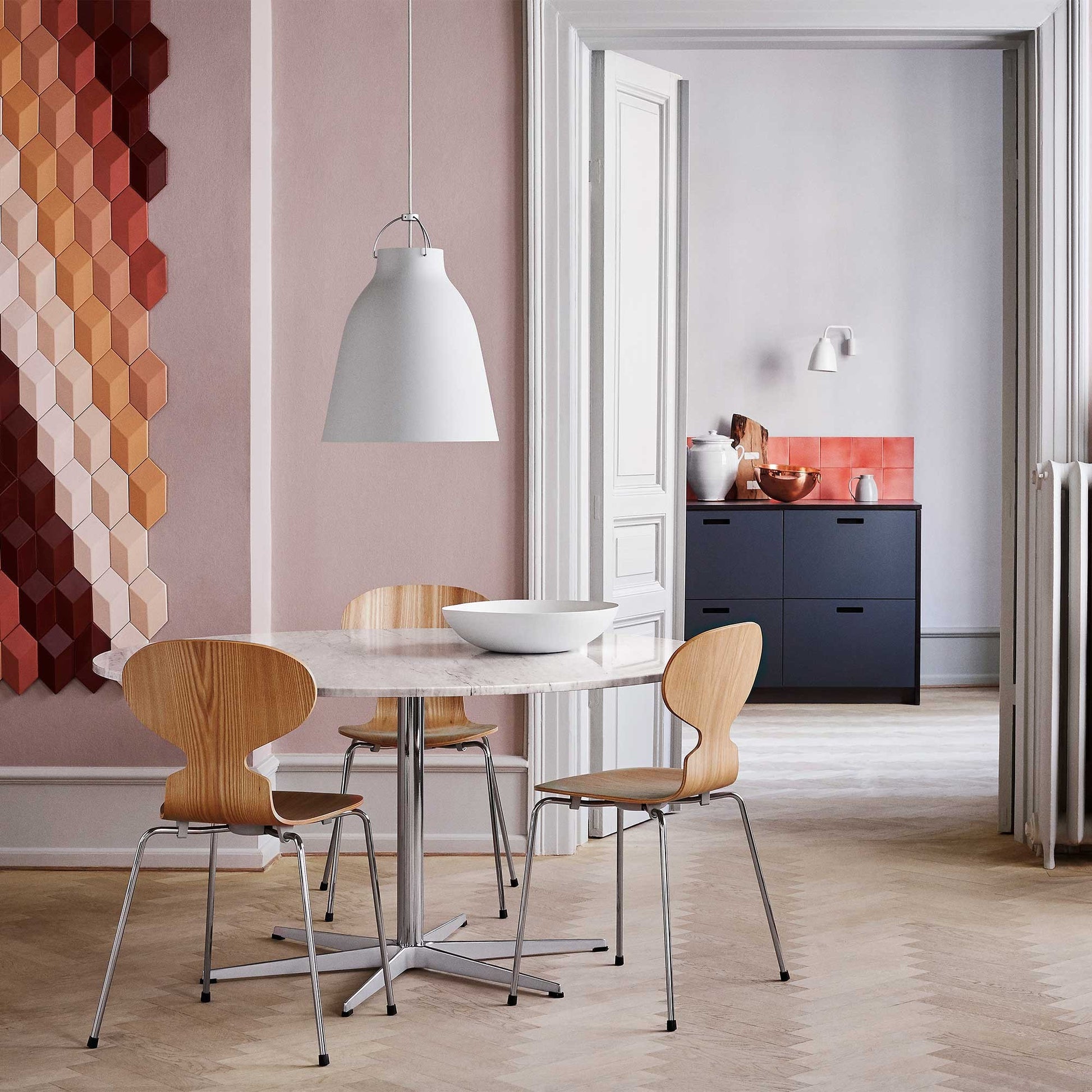 Fritz Hansen Design Mobiliário, Iluminação e Acessórios - colecção completa na Paris:Sete. Decoração e Design de Interiores