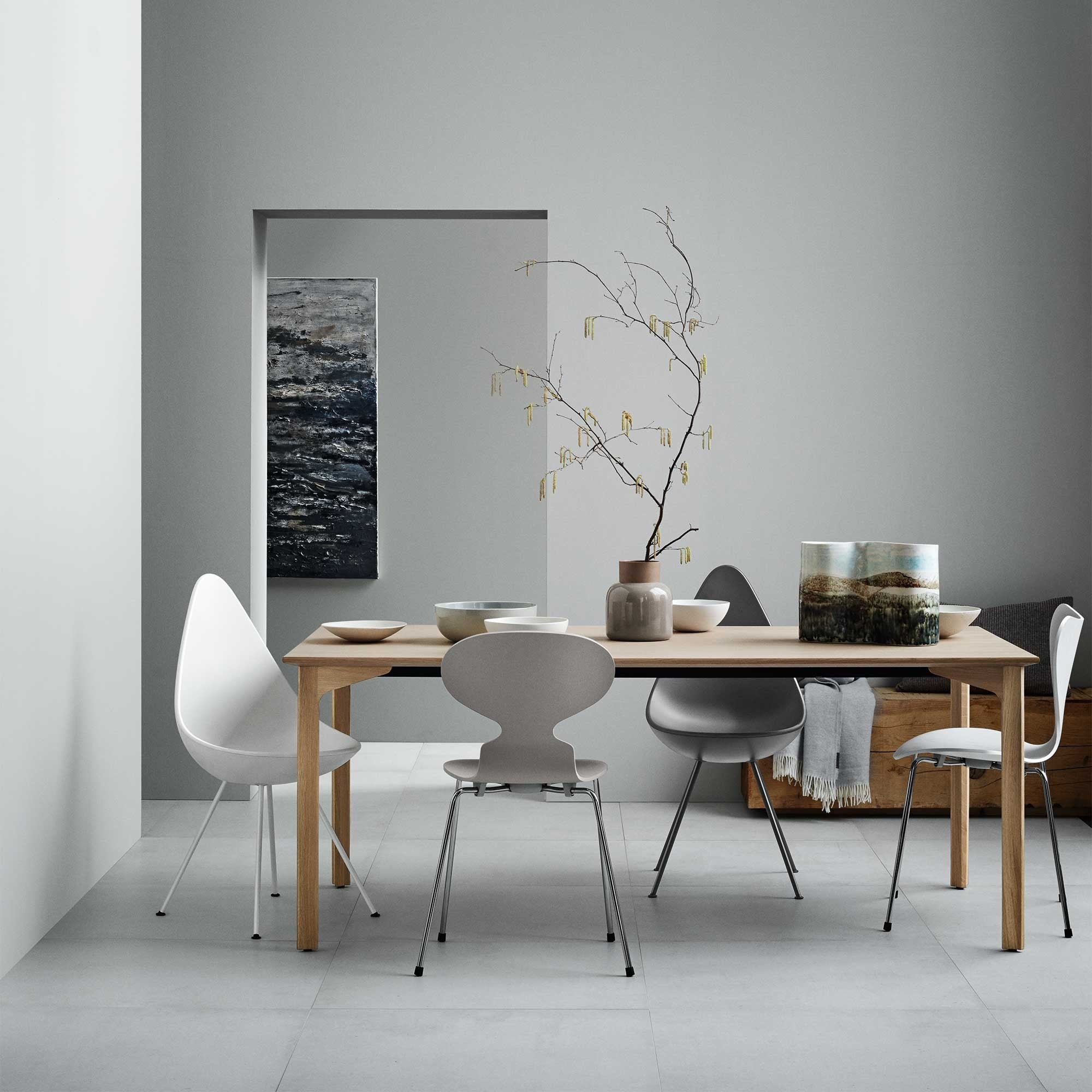 Fritz Hansen Design Mobiliário, Iluminação e Acessórios - colecção completa na Paris:Sete. Decoração e Design de Interiores