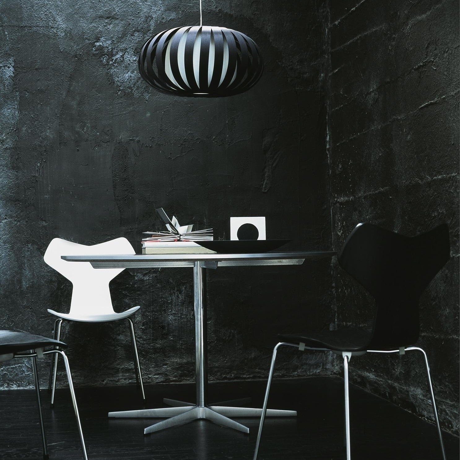 Fritz Hansen Design Mobiliário, Iluminação e Acessórios - colecção completa na Paris:Sete. Decoração e Design de Interiores