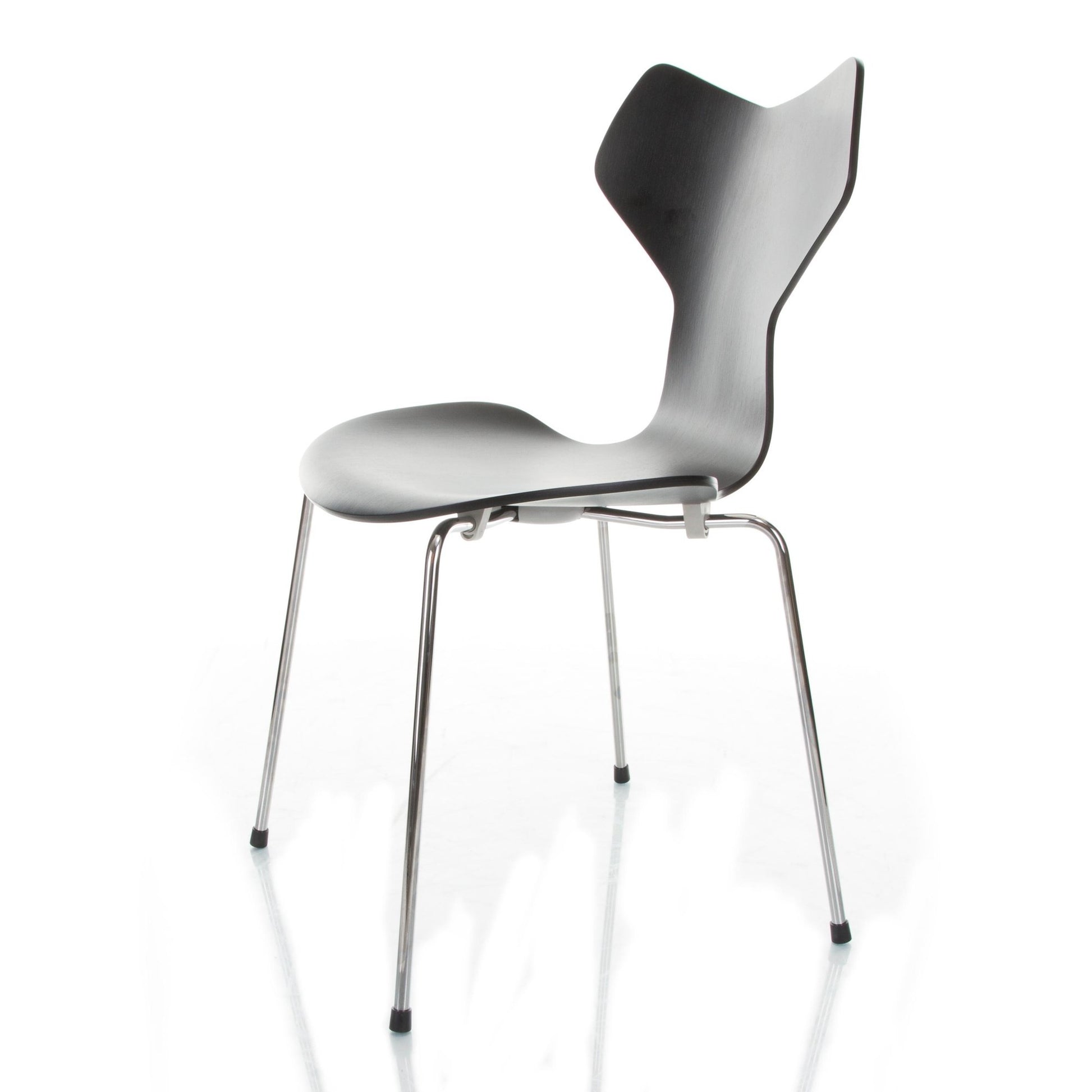 Fritz Hansen Design Mobiliário, Iluminação e Acessórios - colecção completa na Paris:Sete. Decoração e Design de Interiores