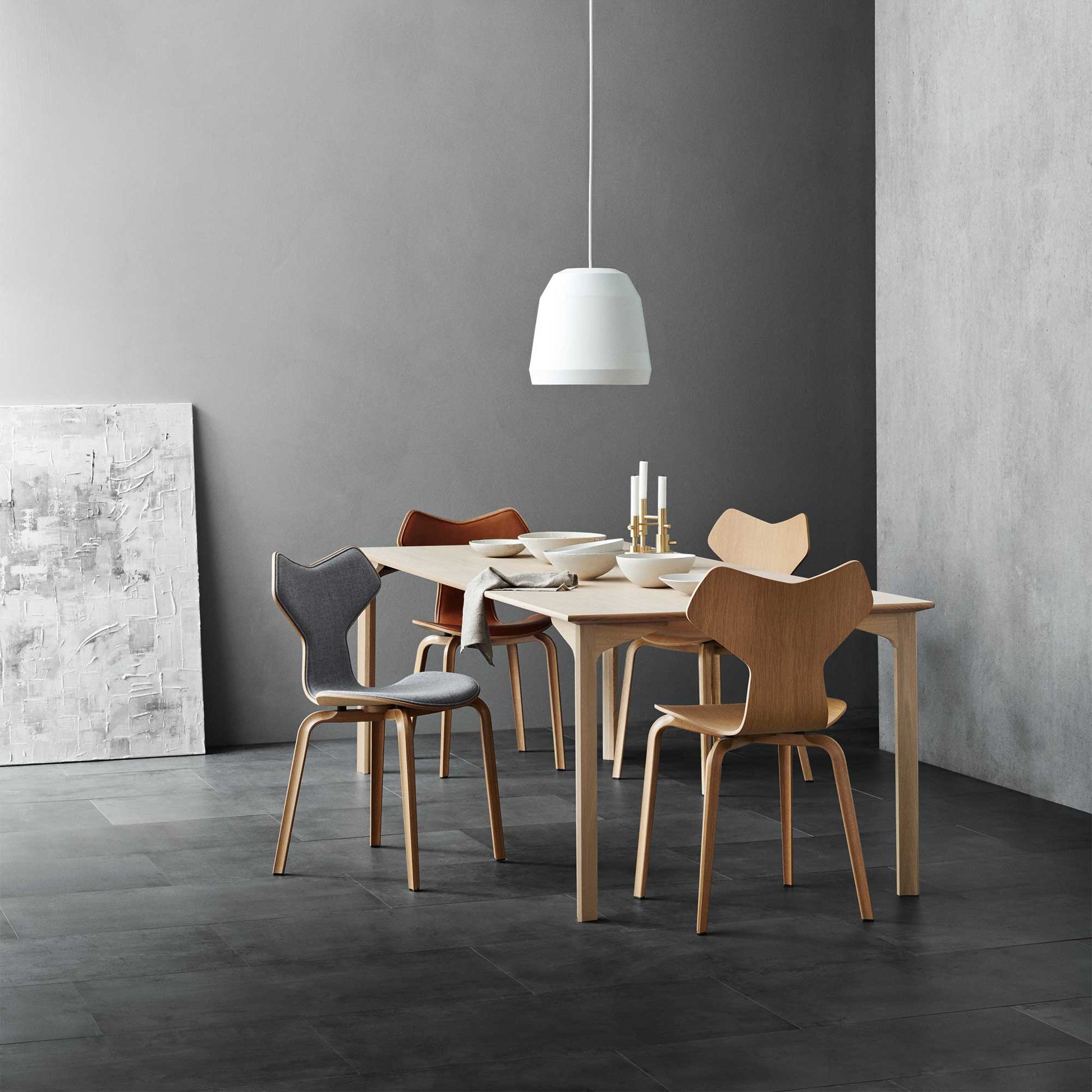 Fritz Hansen Design Mobiliário, Iluminação e Acessórios - colecção completa na Paris:Sete. Decoração e Design de Interiores